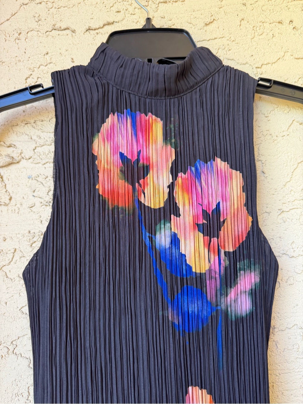 By Anthropologie Sleeveless Mock-Neck Plissé Midi Dress XS Wedding guest NWT - Picture 6 of 12